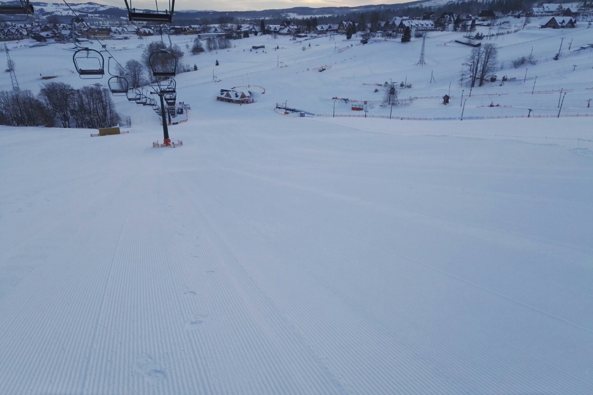 Гарналыжны курорт UFO у Польшчы, размешчаны ў Татрах